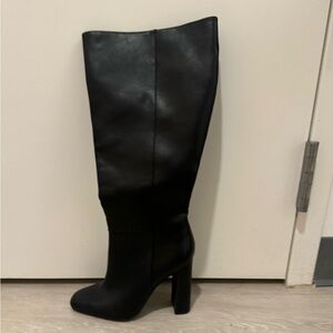 Steve Madden Black Abbey Boots